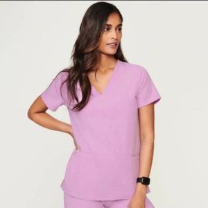 FIGS Women's Casma 3-pocket Scrub Top in Dusk, Size Small